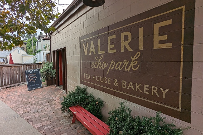 ヴァレリー・エコパーク / Valerie Echo Park